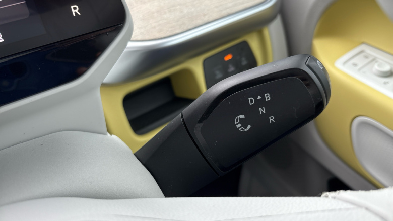 Volkswagen ID. Buzz 150kW Style Pro 77kWh 5dr Auto Electric Estate